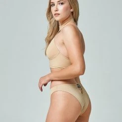 Shark Polewear Tanna Top - Beige