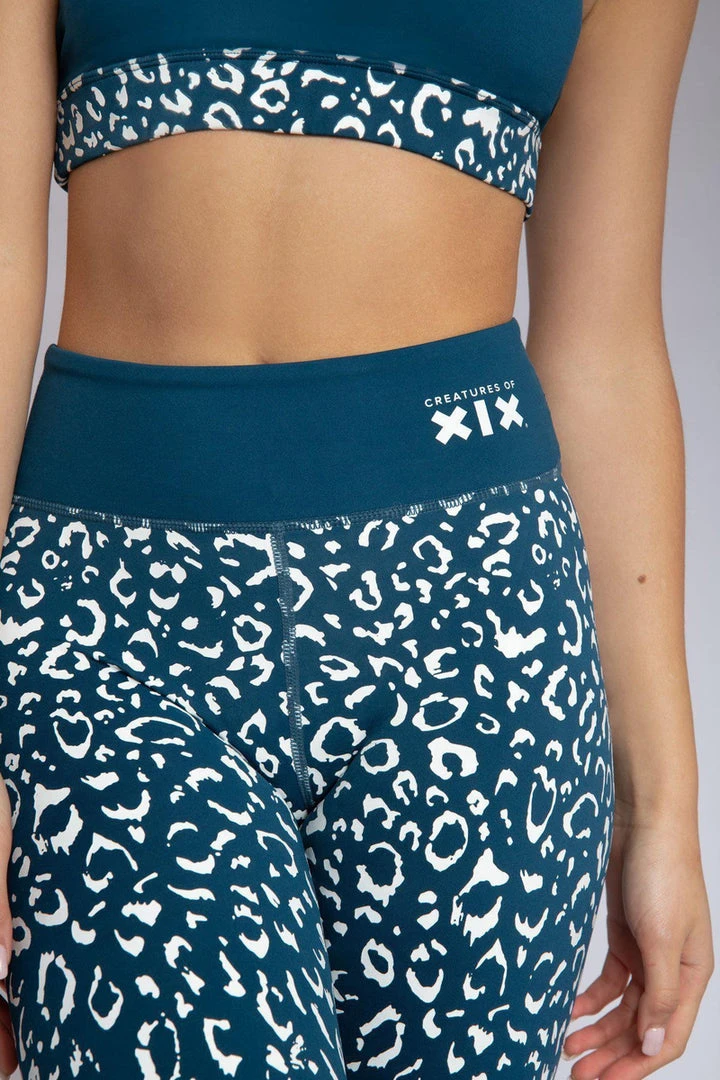 All Pole Wear Creatures Of XIX Gecko Grip Leggings - Twilight Leopard 8 All Pole Wear Creatures Of XIX Gecko Grip Leggings - Twilight Leopard