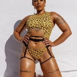 Tops Creatures Of XIX Buckle Up Garter Top - Yellow Leopard