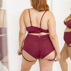 Lunalae Bella Top - Wine Tops