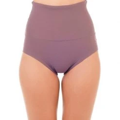 Dragonfly Betty High-Waisted Shorts - Lilac