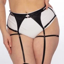 Queen Accessories Queen Garter Belt - Black Shine