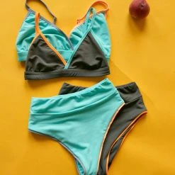 New In Exo Wear Triangle Top - Grey