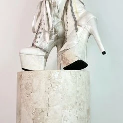 Hella Heels Renaissance 7inch Boots - Hope