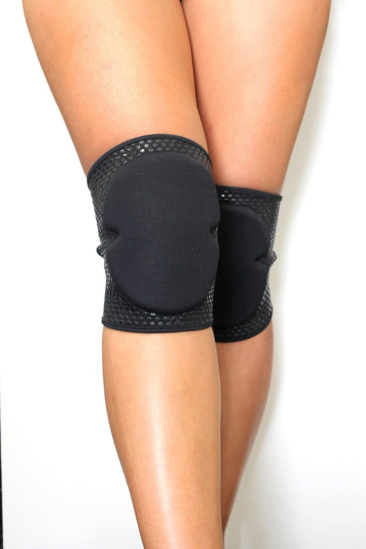 Lunalae Sticky Silicone Kneepads - Black Accessories 2 Lunalae Sticky Silicone Kneepads - Black Accessories