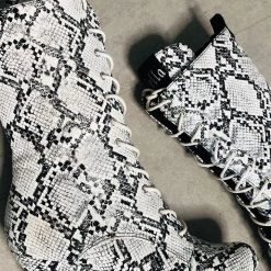 Hella Heels Mamba Boots - 7inch Shoes