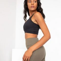 Lunalae V Basic Top - Recycled Black All Pole Wear