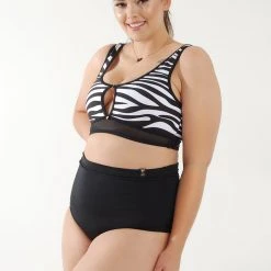 Pole Addict Scrunch Butt Basic High Waist Shorts - Black