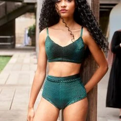 All Pole Wear Lunalae Lana High Waist Shorts - Emerald Velvet