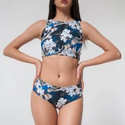 Pole Addict Cross Back Top - Momo