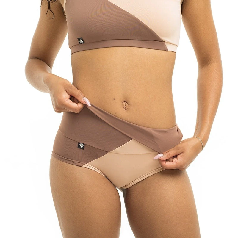 All Pole Wear Poledancerka Movement High-Low Shorts - Powder 00/Nude 02 3 All Pole Wear Poledancerka Movement High-Low Shorts - Powder 00/Nude 02