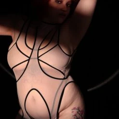 New In Rolling Peek-A-Boo Harness - Beige/Black 7 New In Rolling Peek-A-Boo Harness - Beige/Black