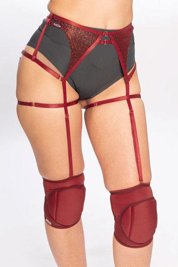 Queen Accessories Queen Garter Belt - Cherry Shine 5 Queen Accessories Queen Garter Belt - Cherry Shine